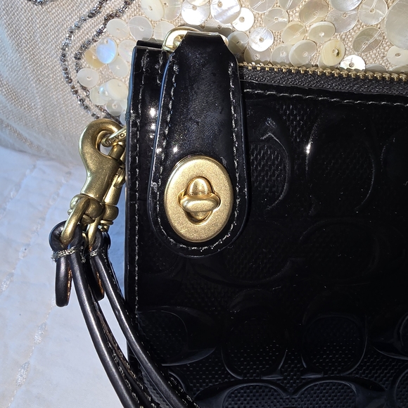 Coach Black Wristlet - Picture 3 of 12